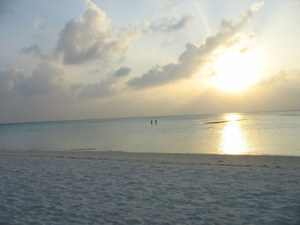 IMG_1704.JPG - séta a kb. 29 fokos lagúnában